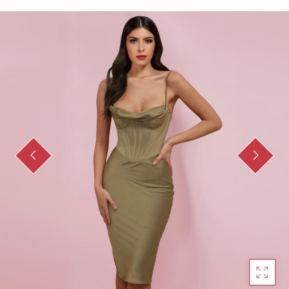 Midicon body dress